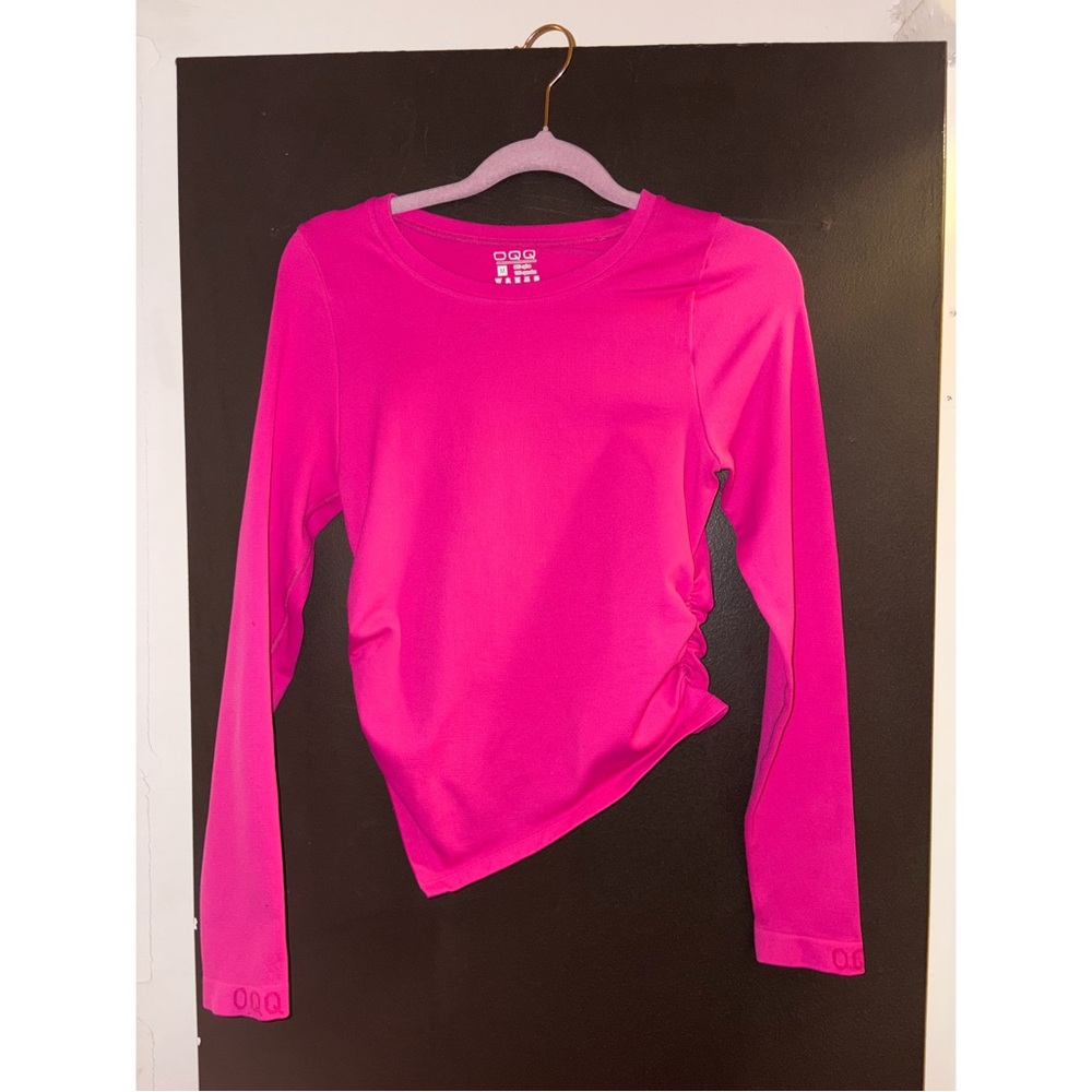 Fitted Asymmetrical Long Sleeve Top
